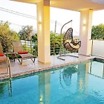 Villa With A Private Heated Pool, Jacuzzi, Overlooking Spectacular Views Of The Sea