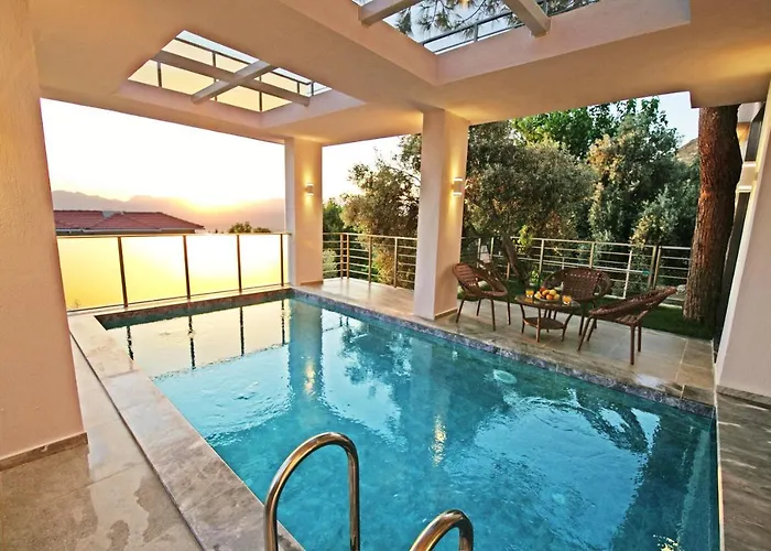 With A Private Heated Pool, Jacuzzi, Overlooking Spectacular Views Of The Sea Villa